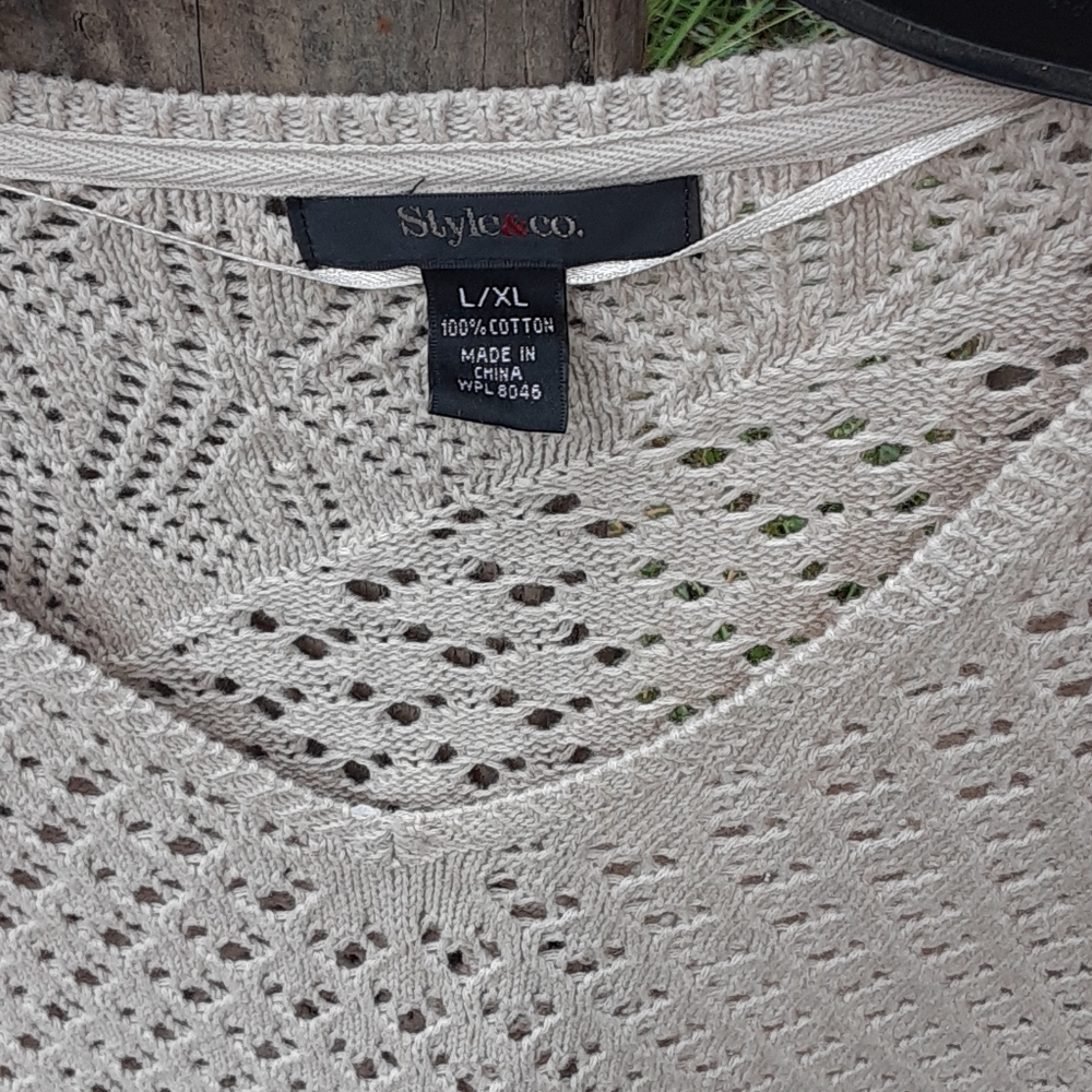 Shawl - Picture 3 of 4